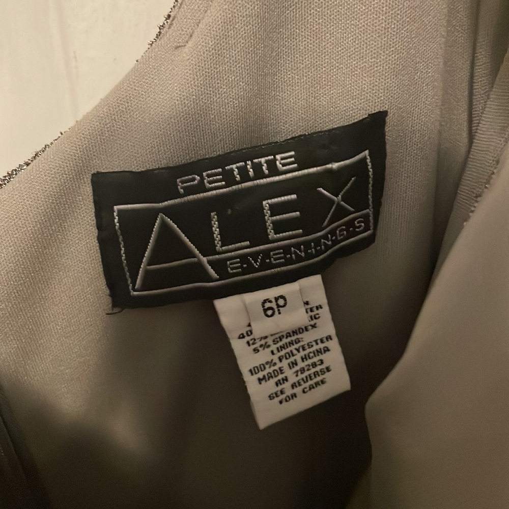 Alex Evening petites Sz 6P metallic faux wrap stretchy  dress GUC B71 - Picture 3 of 9